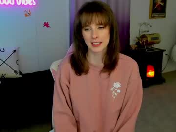 webcam girl foxy_gamer live cam image #3749933