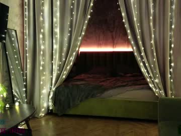 webcam girl nika_lodge live cam image #5952911