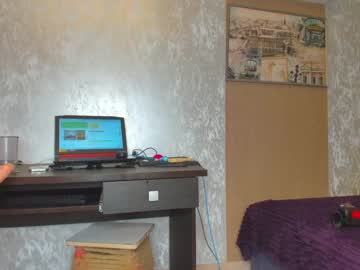 webcam girl squirt_blondy live cam image #2474146