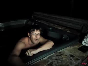 webcam man colbyknox live cam image #512364