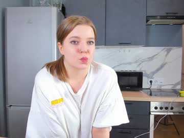 webcam girl lovlybambi live cam image #5513115