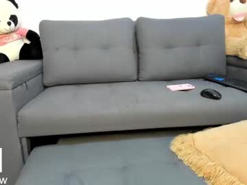 webcam girl abigail_w live cam image #3854945