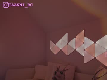 webcam girl taanni_bc live cam image #5847680