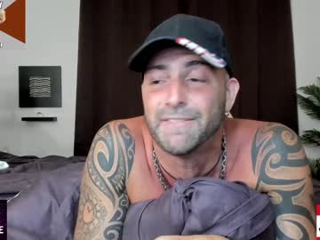 webcam man whaaaaaaaat live cam image #4443499