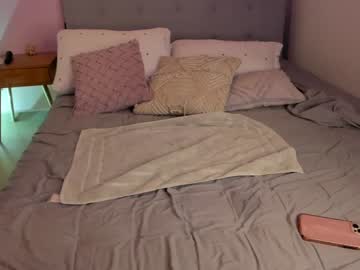 webcam girl rebeccastonee live cam image #4807832
