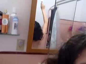webcam girl nerdienina live cam image #2862011