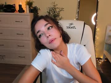 webcam girl ella_flar_ live cam image #2872487