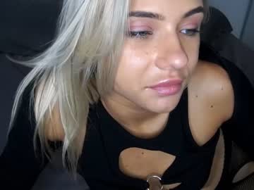 webcam girl cherrishlulu live cam image #2635678