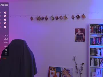 webcam girl loony_moony live cam image #3388352