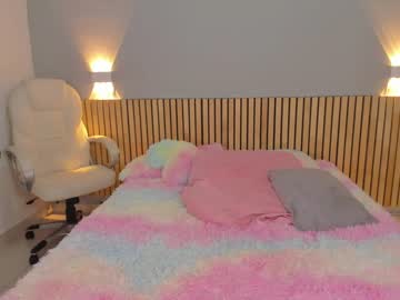 webcam girl little_effy18 live cam image #6435014