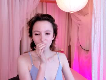 webcam girl hailiemills live cam image #3105020