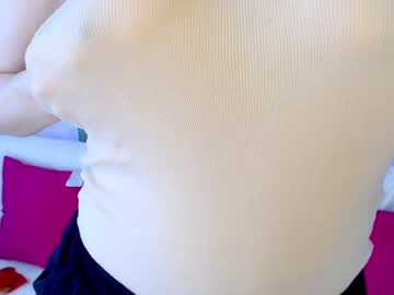 webcam girl bella_omg live cam image #5246640