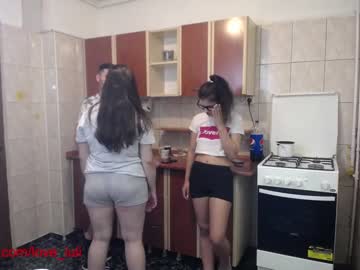 webcam couple iuliana32 live cam image #391782