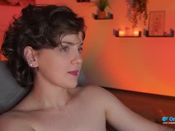 webcam girl tiffanyriox live cam image #4679403