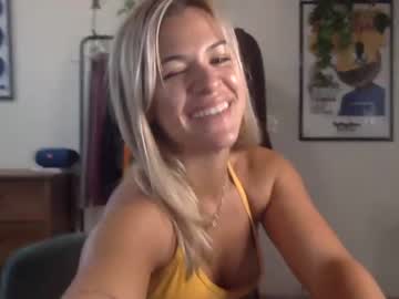 webcam girl bottleservicegirl live cam image #2452656
