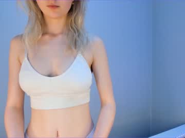 webcam girl porcelain__doll live cam image #4638045