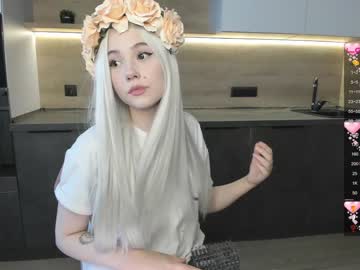 webcam girl jousimies live cam image #1999703