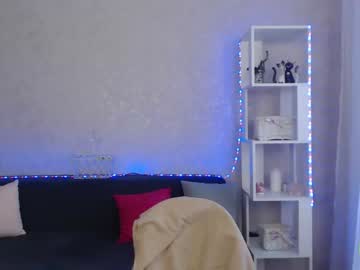 webcam girl ellyloy live cam image #3263892