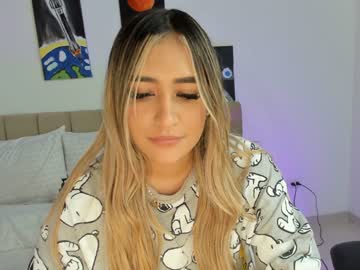 webcam girl amelie_bunny_real live cam image #4022323