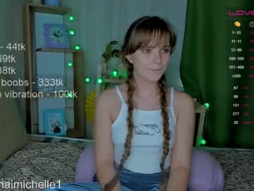 webcam girl maimichelle live cam image #2225173
