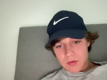 webcam man brycedreamz live cam image #5229611