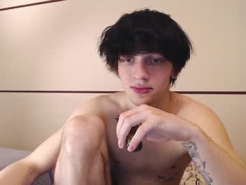 webcam man teddy_mode live cam image #1026960