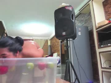webcam couple cheeseburgerjesus live cam image #748970