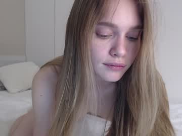 webcam girl ecsodia live cam image #2466556