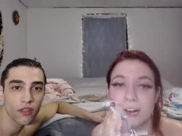 webcam couple sweetkittenandbrutalhound live cam image #884046