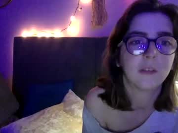 webcam girl suzynextdoor live cam image #327118