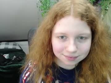 webcam girl molly_redhead live cam image #1070341