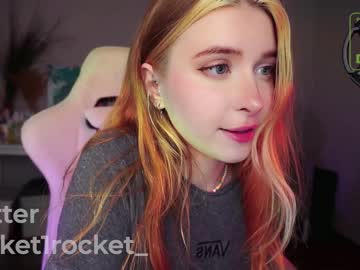 webcam girl pocketrocket_ live cam image #5243791