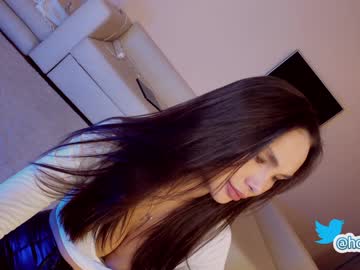 webcam girl hollyextra live cam image #3317270