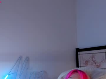 webcam girl pinkncrazy live cam image #3568548
