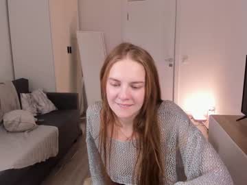 webcam girl hayley_hayes live cam image #6367599