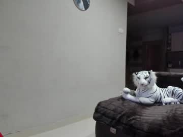 webcam girl sofiaandwonderland live cam image #1122116