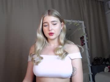 webcam girl cute18cute live cam image #926915