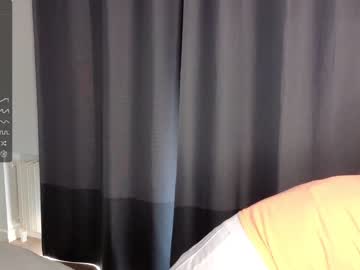 webcam girl beverly_hillls live cam image #6373910