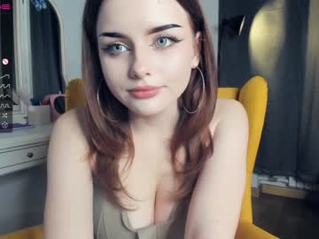 webcam girl cute_caprice live cam image #5258402