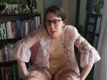 webcam girl ellynaomi live cam image #4704800