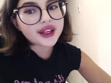 webcam girl playnofuckinggames live cam image #2887128
