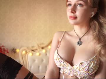 webcam girl annrainbow live cam image #3415090