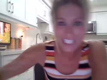 webcam girl valleygirl4u live cam image #2764422