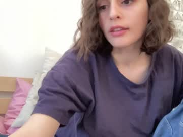 webcam girl wonderland_stia live cam image #6946777