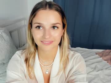 webcam girl melissakissaa live cam image #5175077