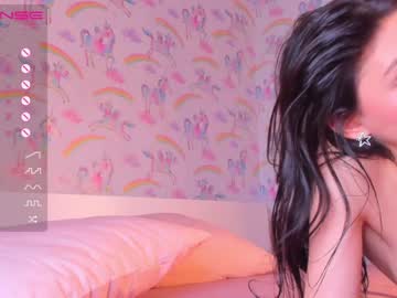 webcam girl unicorngirls live cam image #2327423