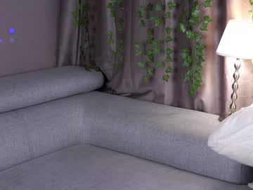 webcam girl keeleykieley live cam image #7063648