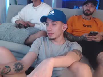 webcam man fratguysonline live cam image #4675073