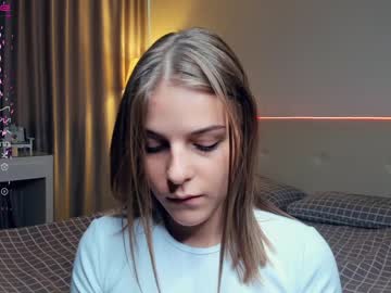 webcam girl erline_may live cam image #6856085
