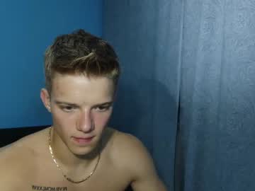 webcam man hogrider192 live cam image #5321337